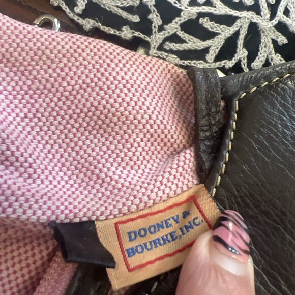 Dooney & Bourke Hobo Logo Lock Shoulder Bag Brown Pebble Handbag Purse - Picture 16 of 16